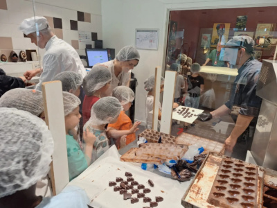 1ère C – une merveilleuse journée au musée du chocolat !