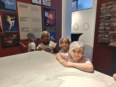 1ère C – une merveilleuse journée au musée du chocolat !